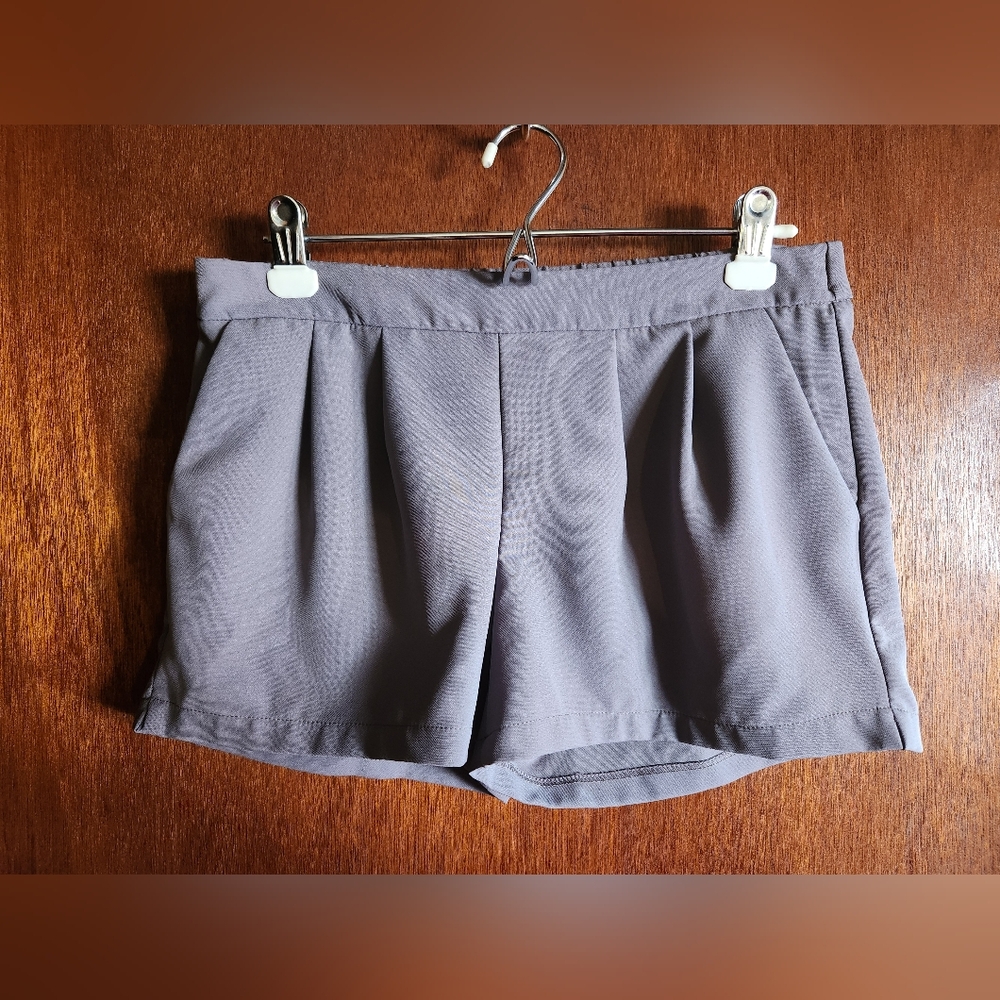 Women's Gray Shorts Medium